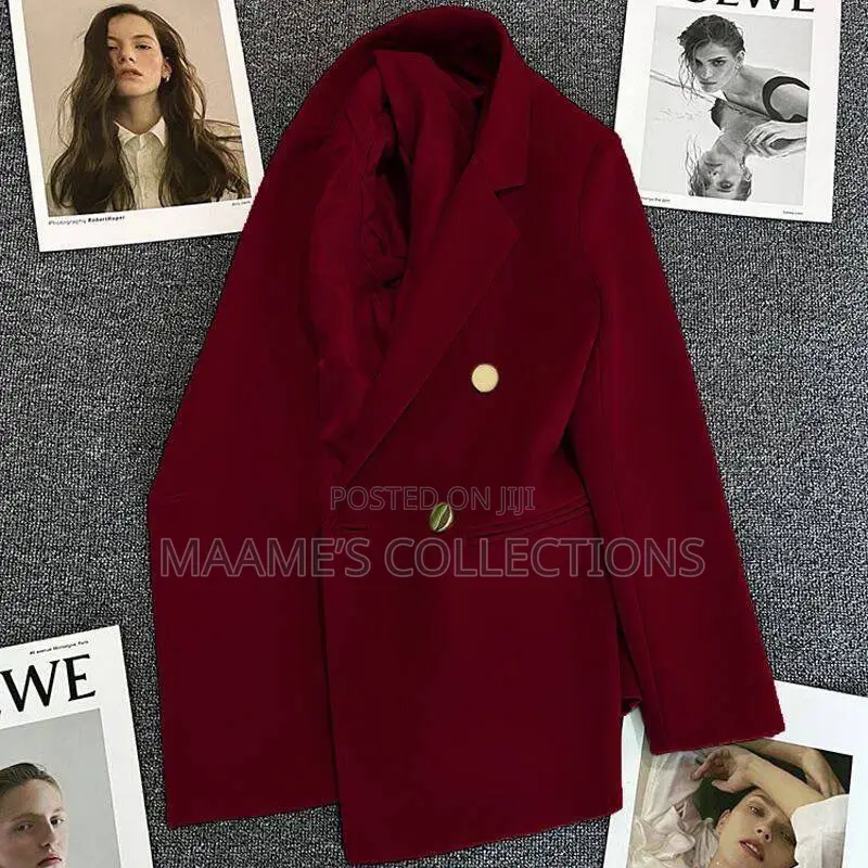 Elegant Women’s Double-Breasted Blazer Jacket