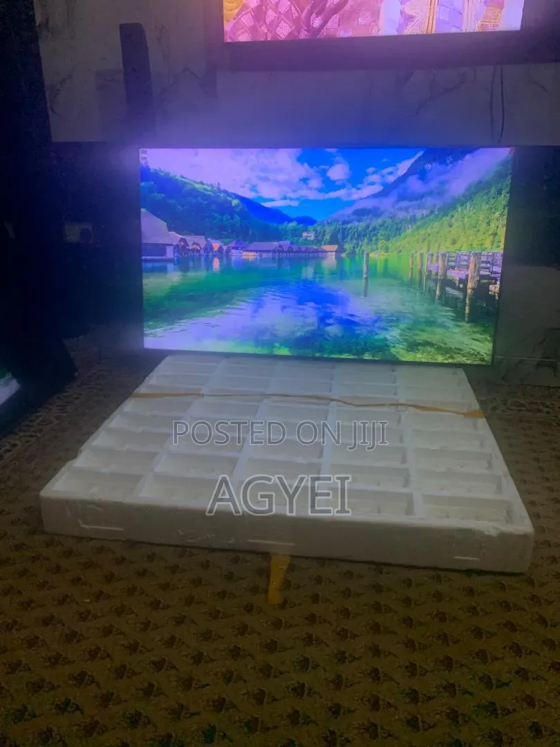 Samsung TV 55 Inches Crystal UHD Smart