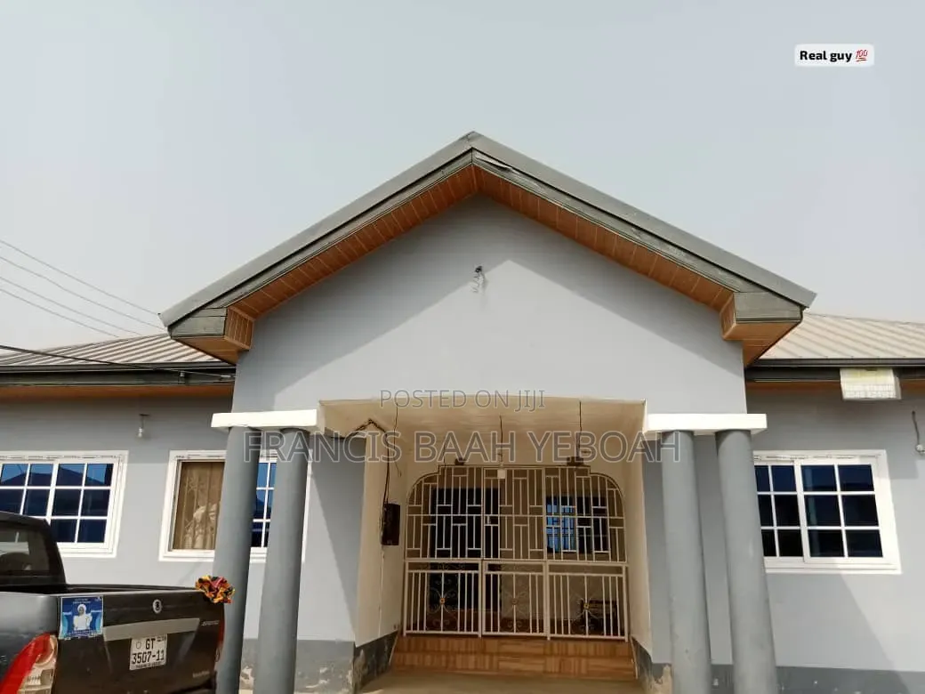 4bdrm House in Shining Star Real, Awutu Senya East Municipal for sale
