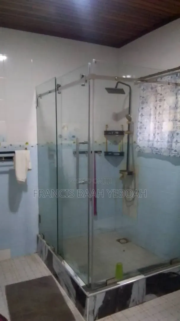 4bdrm House in Shining Star Real, Accra Metropolitan for sale