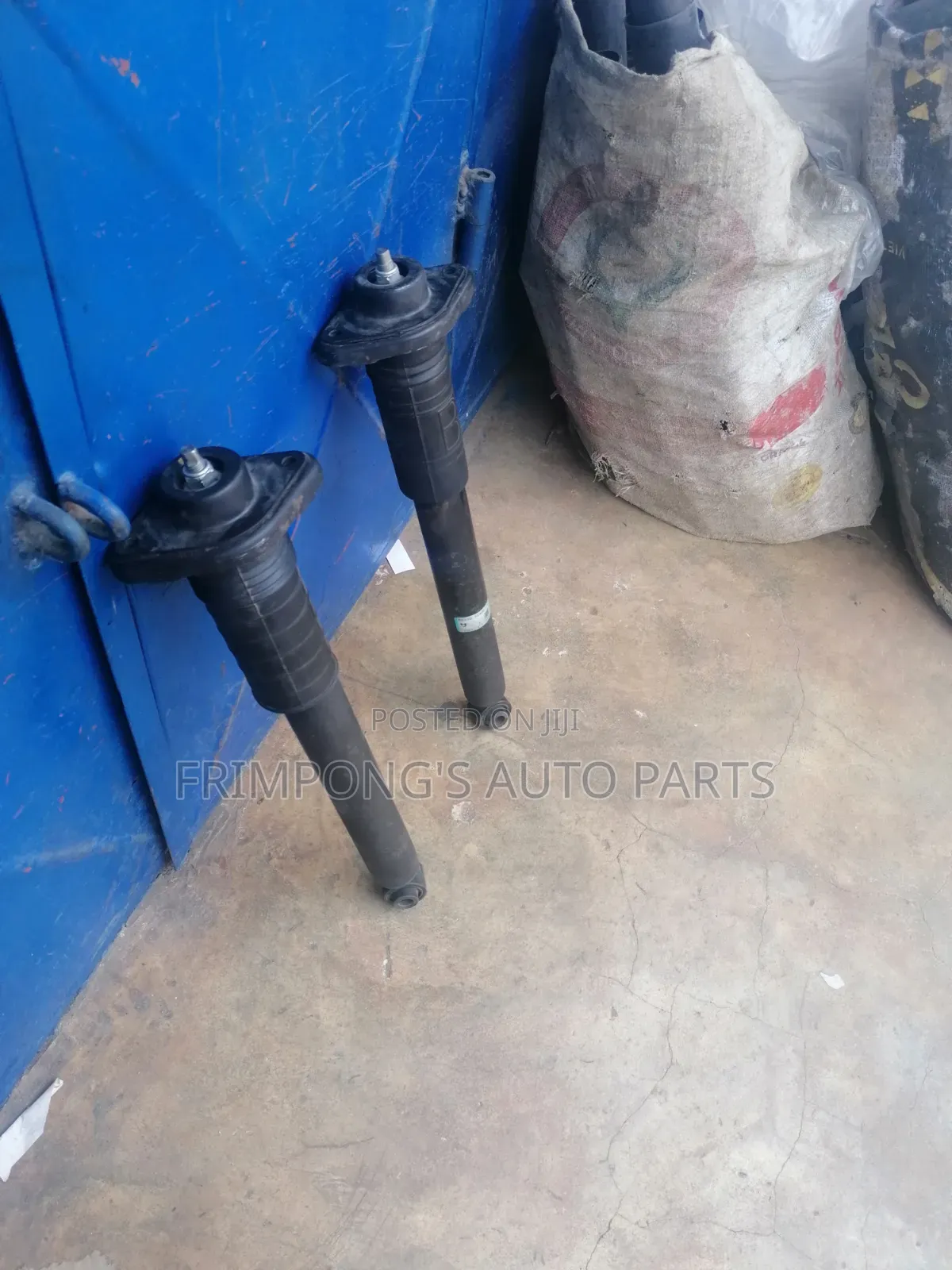 Infiniti Qx50 2016 Back Shocks Absorbers