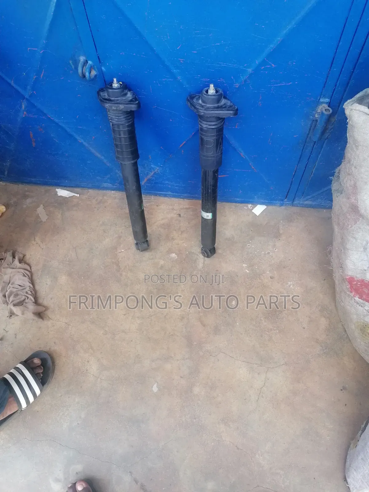 Infiniti Qx50 2016 Back Shocks Absorbers