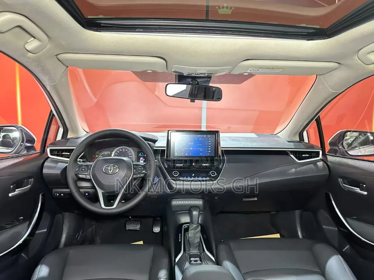Toyota Corolla 2022 White