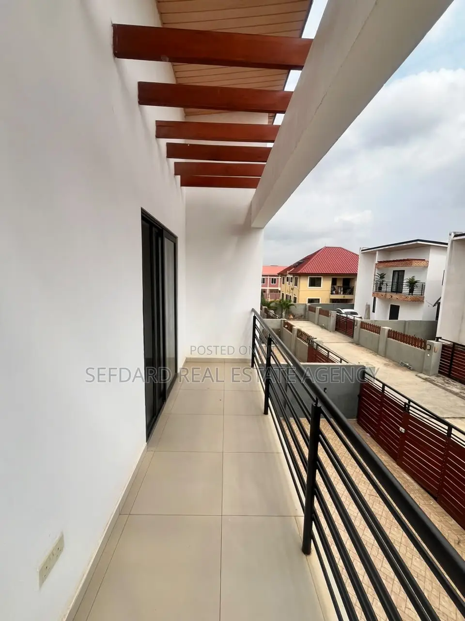 3bdrm Duplex in Sefdard Properties, Oyarifa for sale