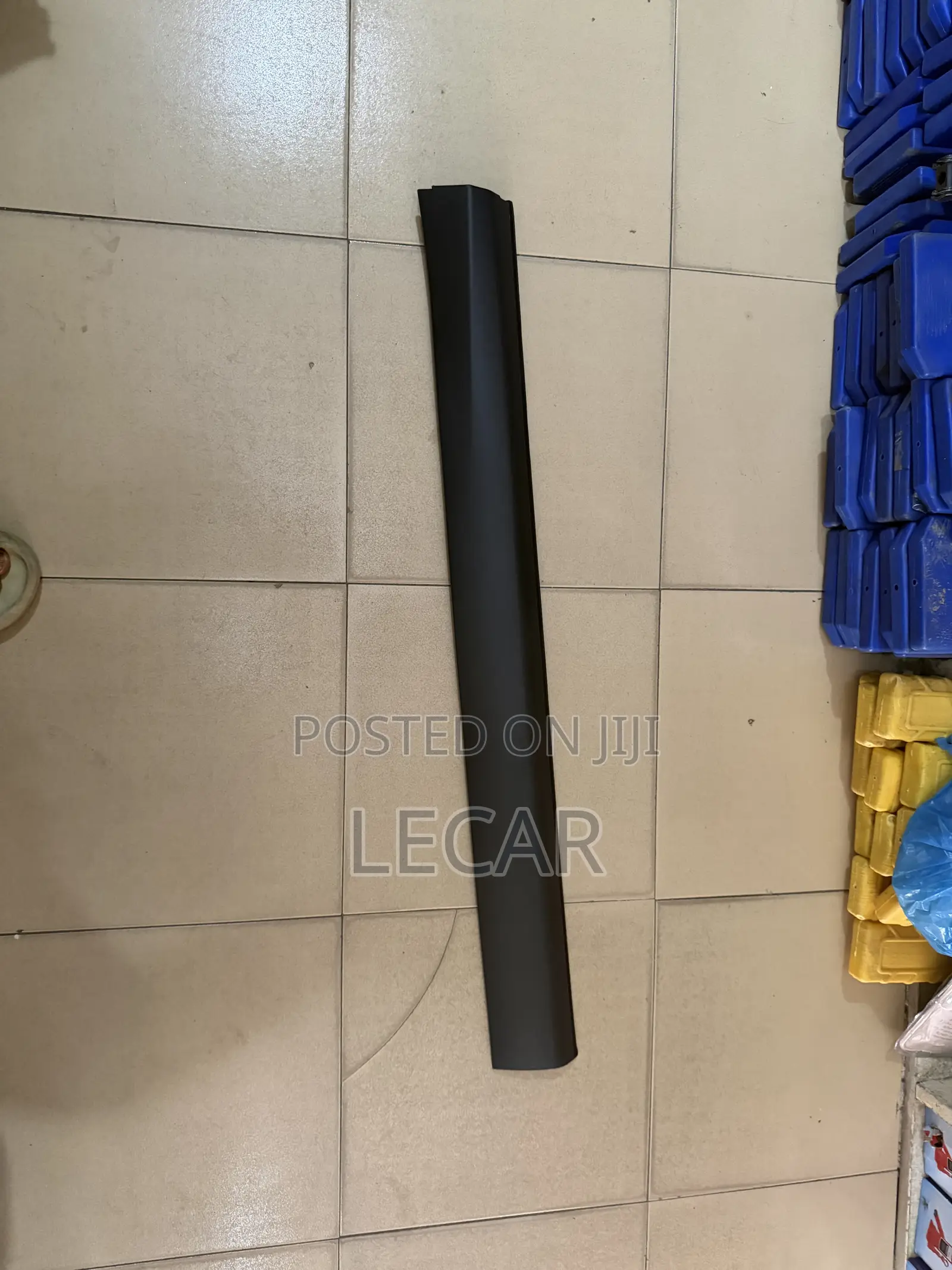 Mitsubishi Outlander Door Molding
