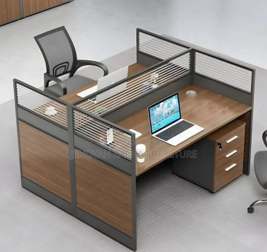 Modular 2 in One Workstation