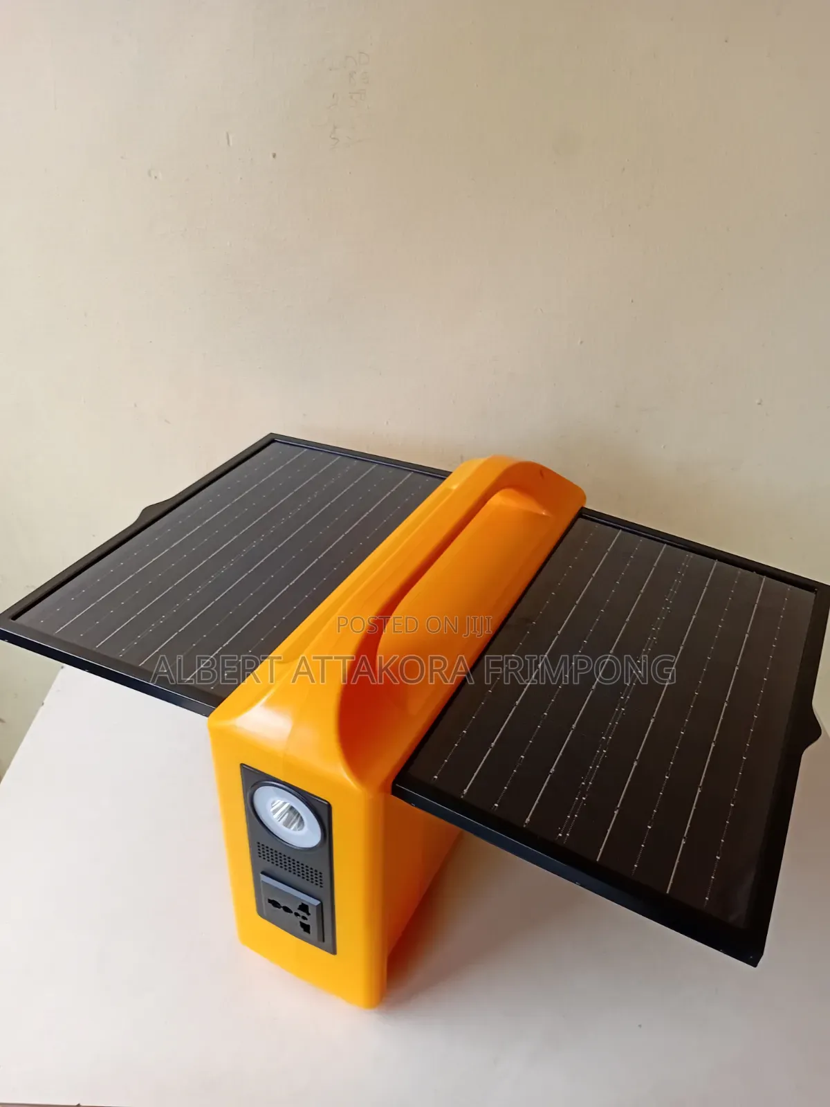 200w Portable Solar Power Station