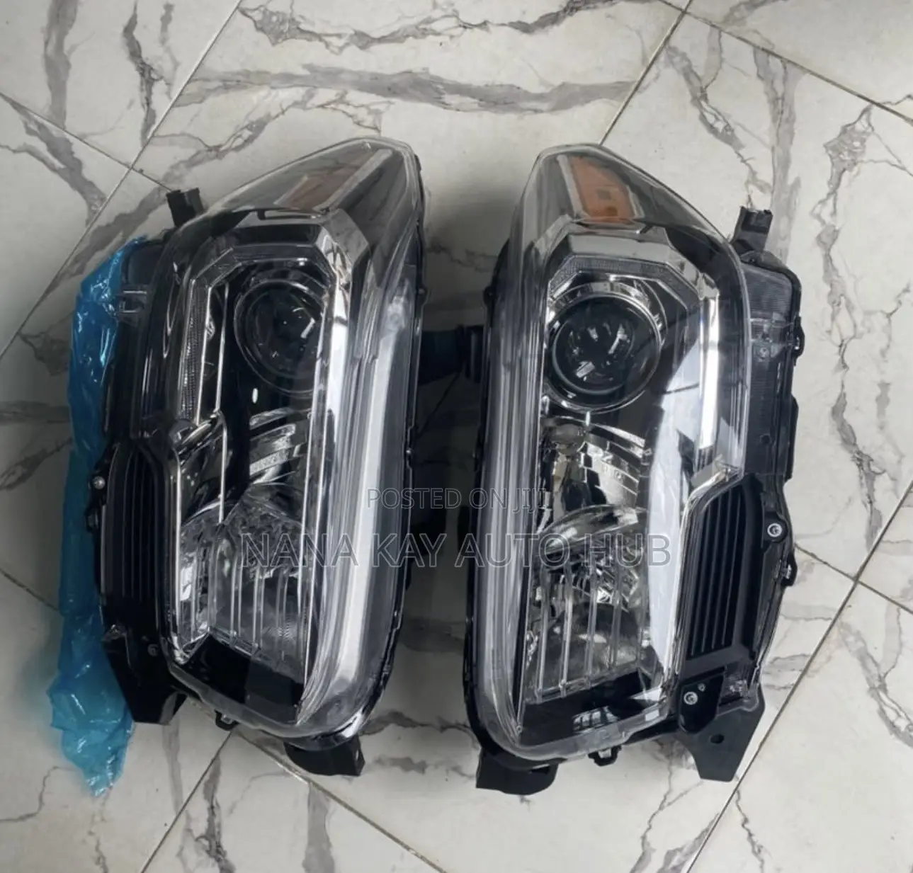 Toyota Tacoma 2016,2017,2018,2019,2020 Headlights Normal