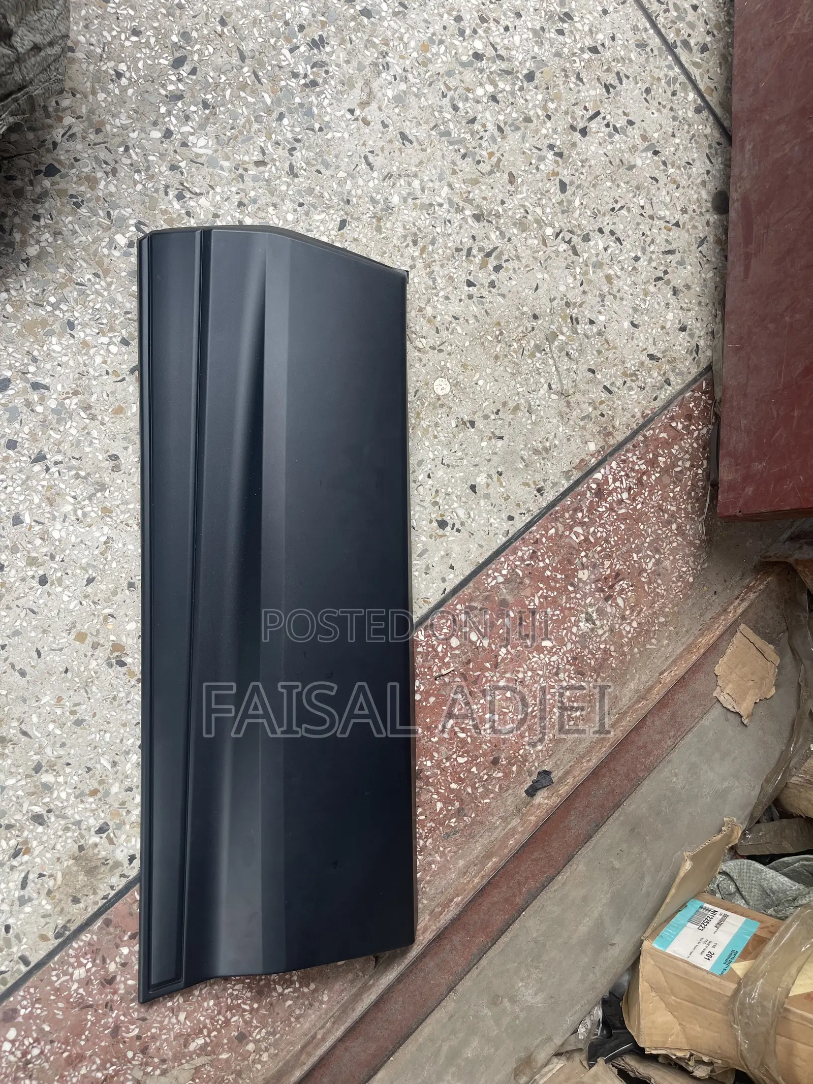CR-v 17 Door Moulding