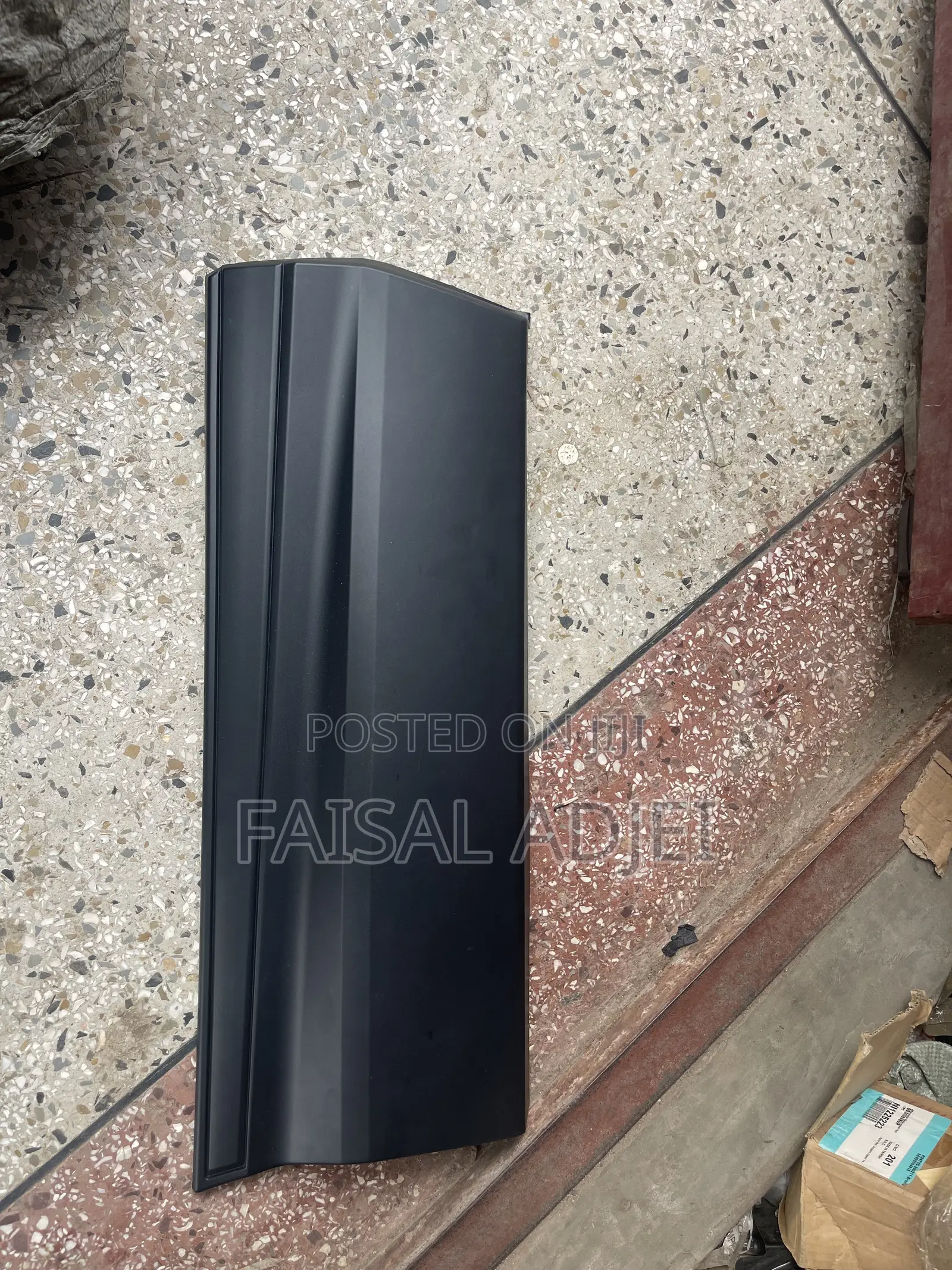 CR-v 17 Door Moulding