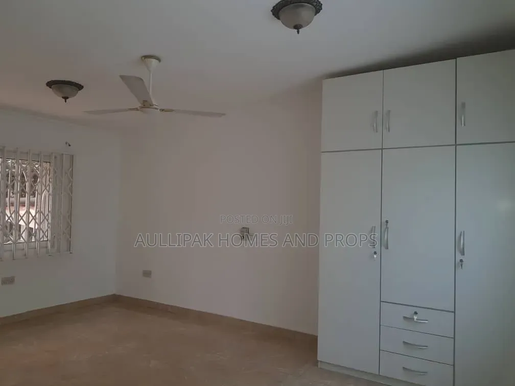 4bdrm House in Lakeside for rent