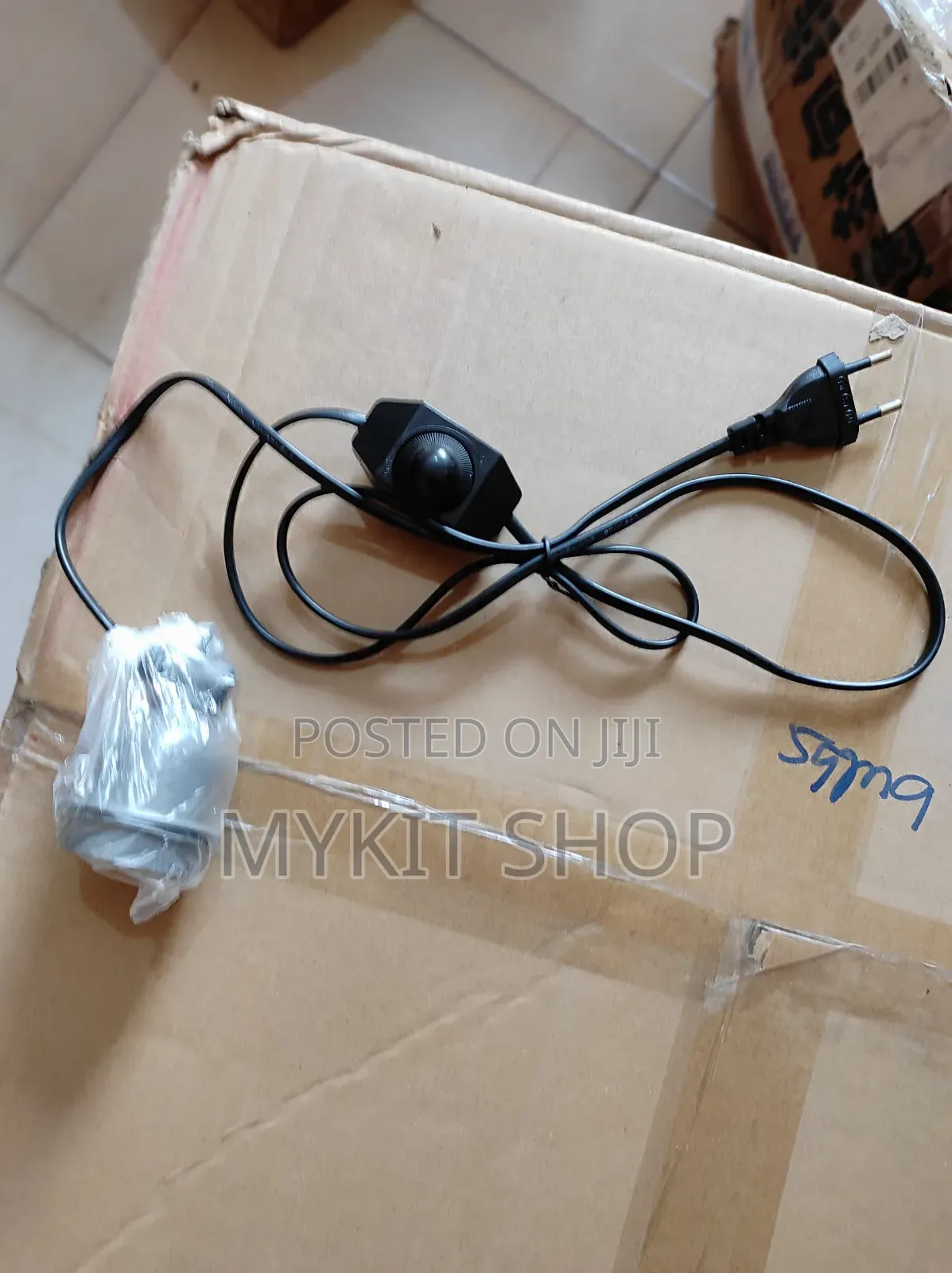 Brooder Lamp Holder Regulator for Poultry Puppy Dogs