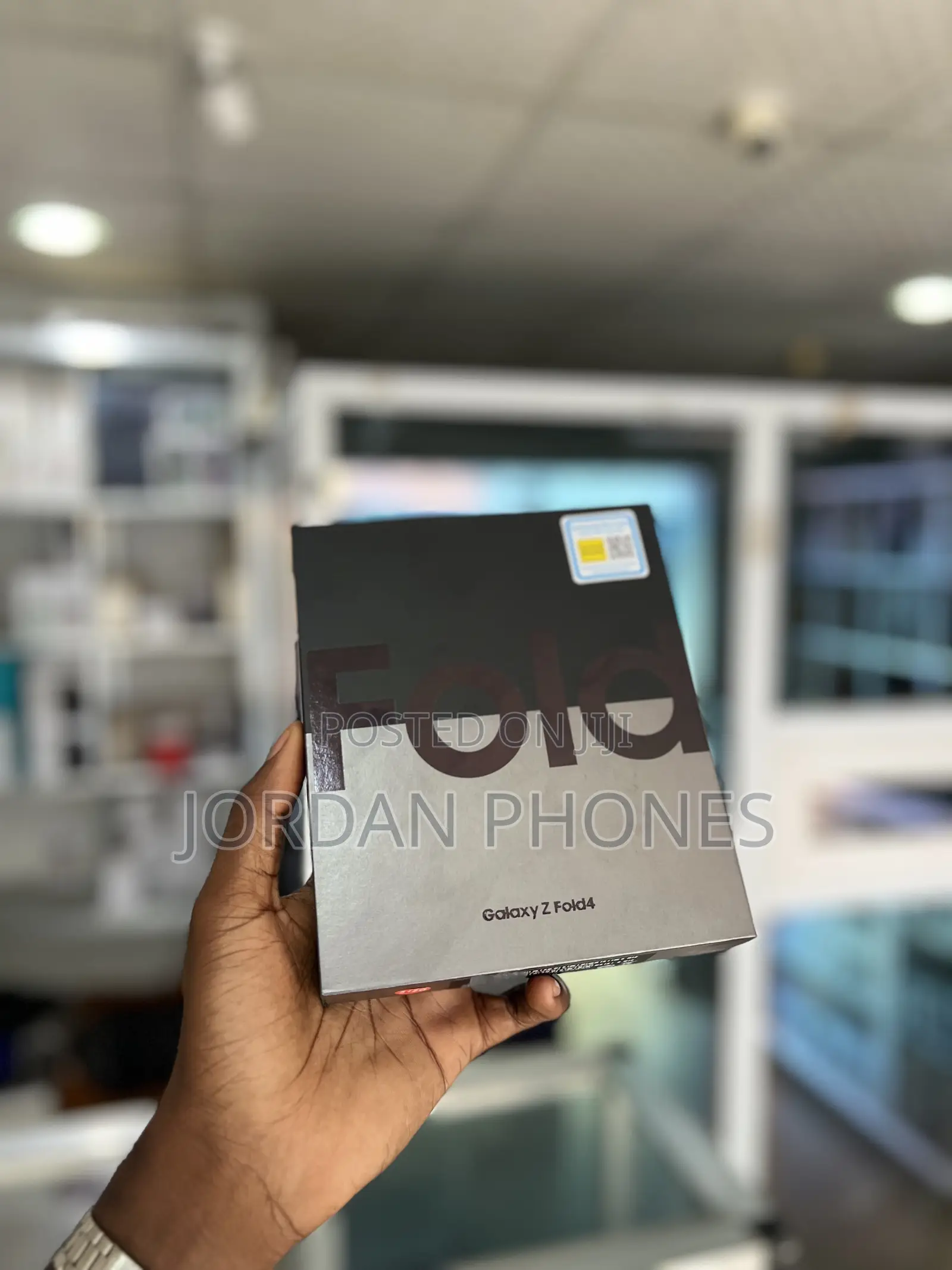 New Samsung Galaxy Z Fold4 256 GB Black