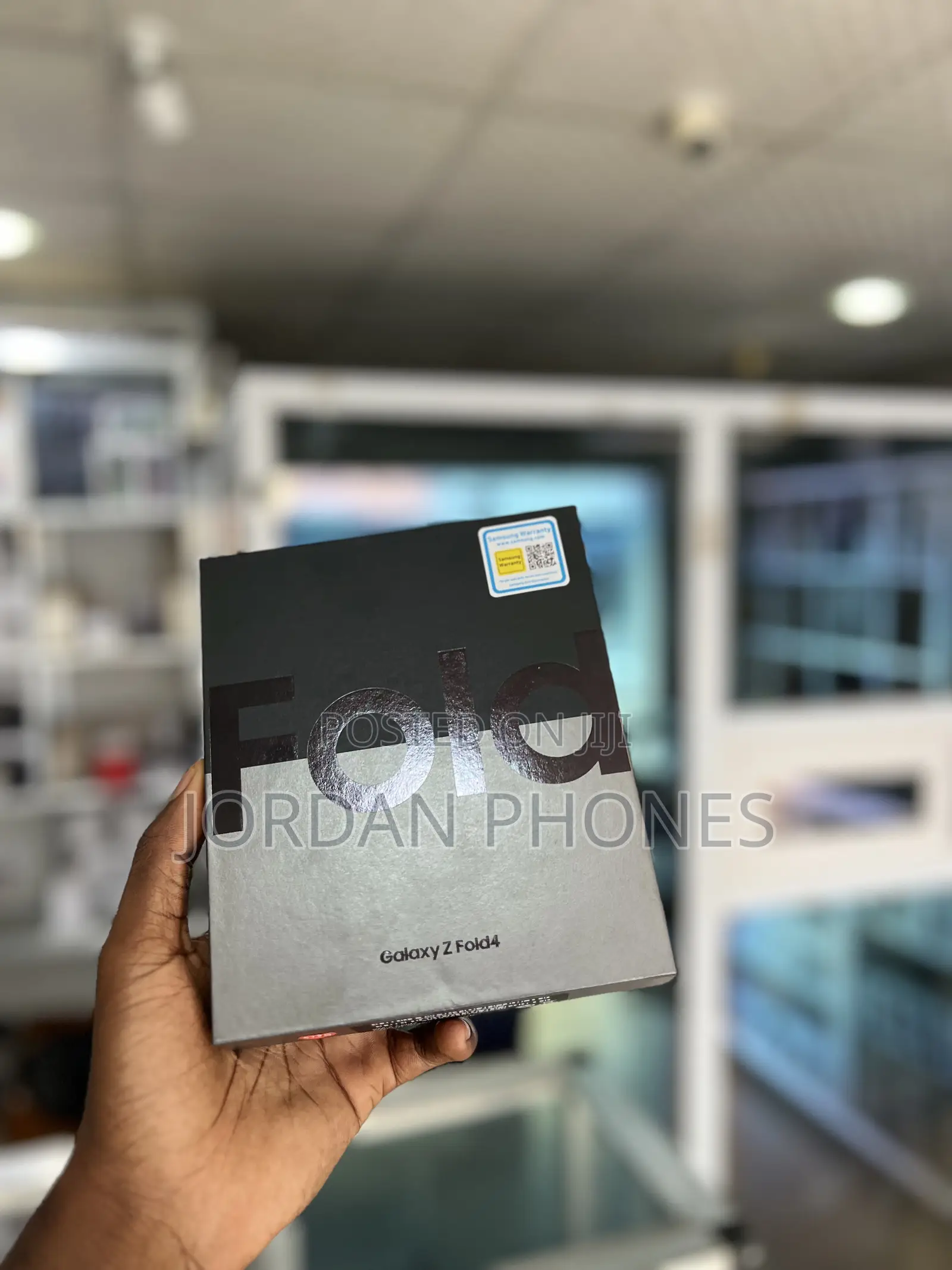 New Samsung Galaxy Z Fold4 256 GB Black
