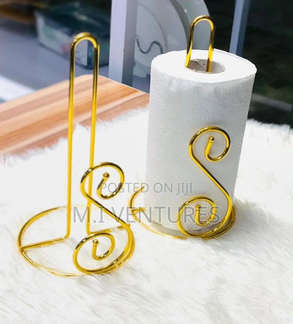 Tissue Holder