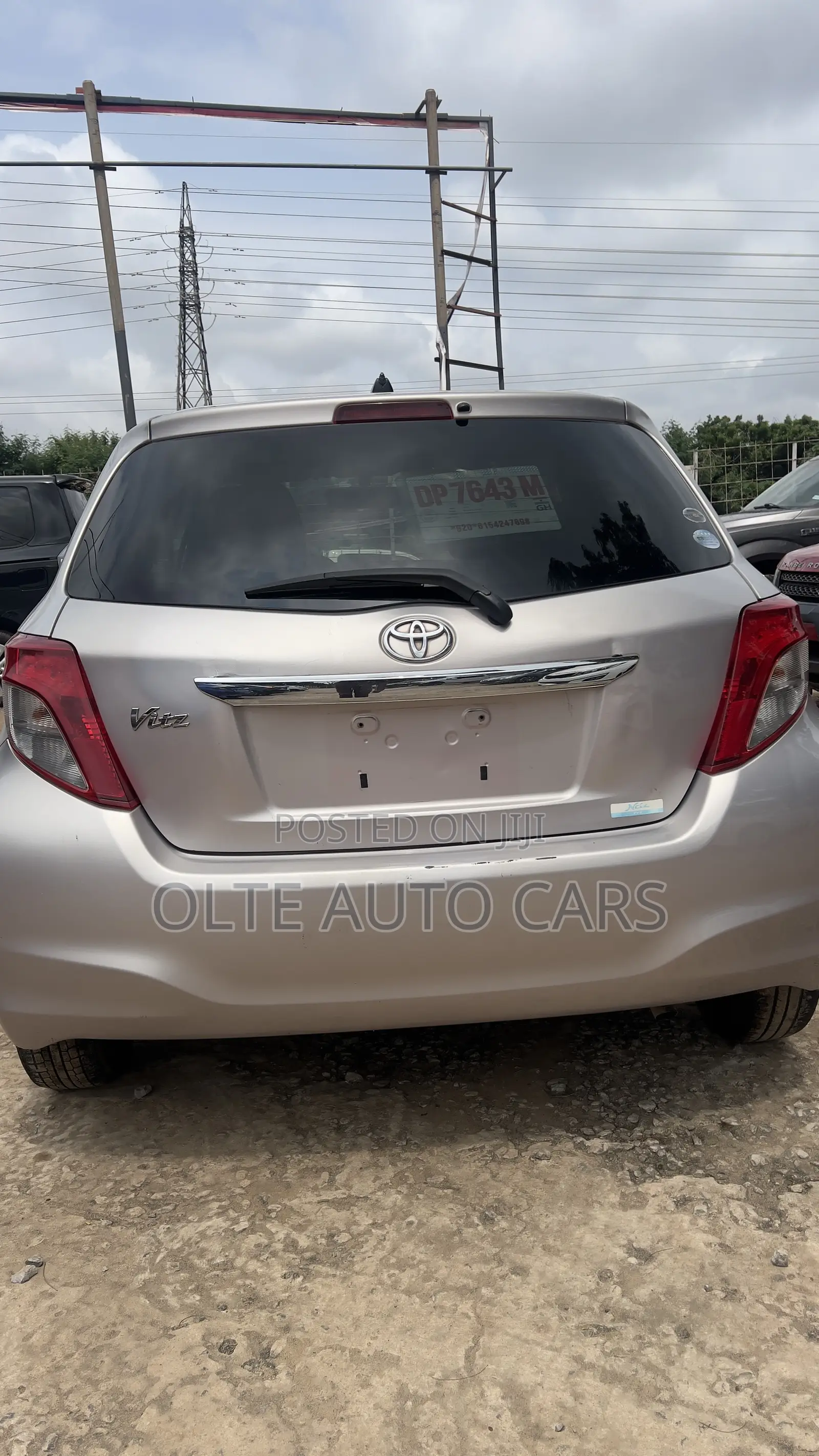 Toyota Vitz 1.0 FWD 3dr 2011 Silver