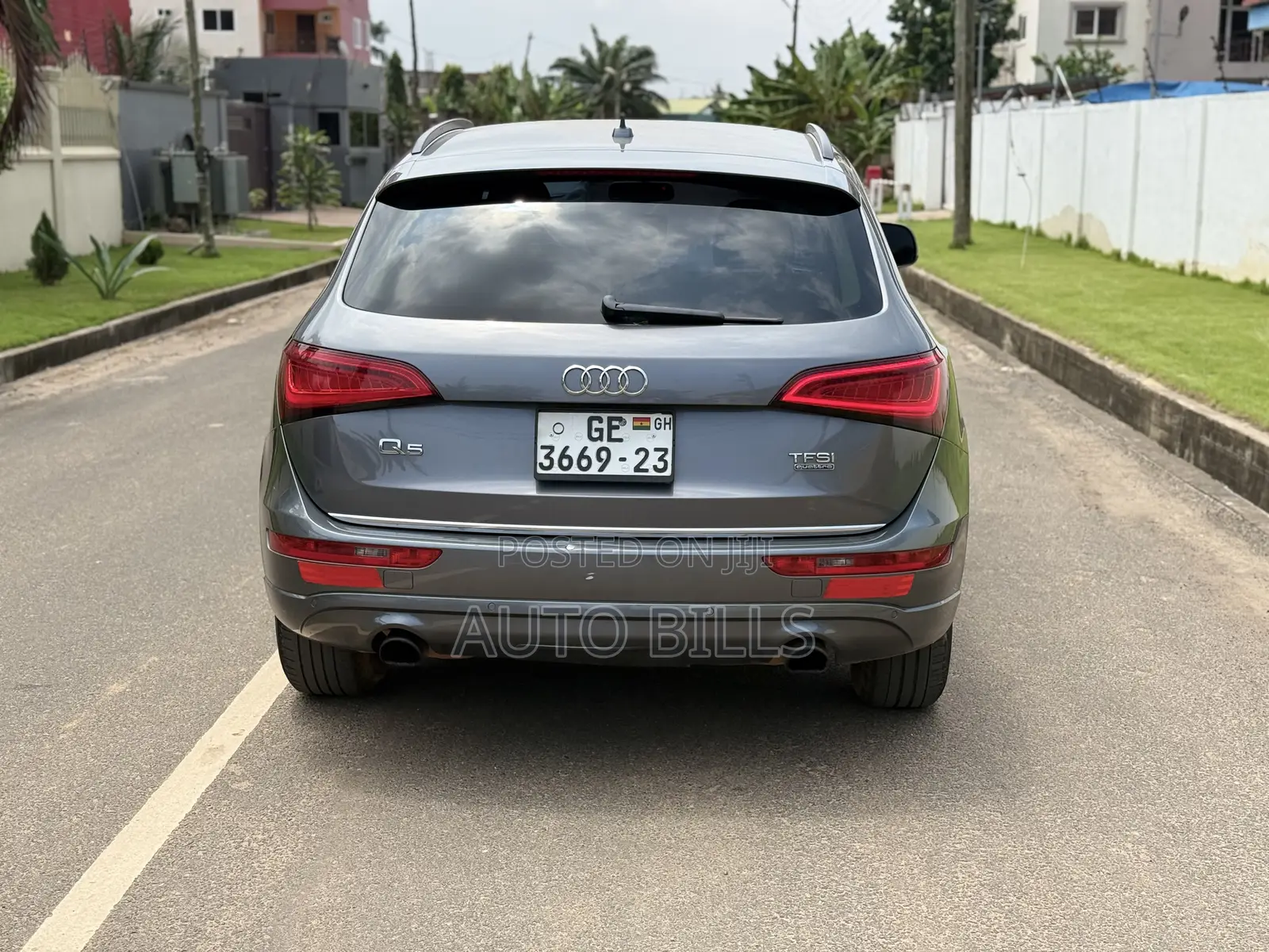 Audi Q5 2.0T Premium AWD quattro 2016 Gray