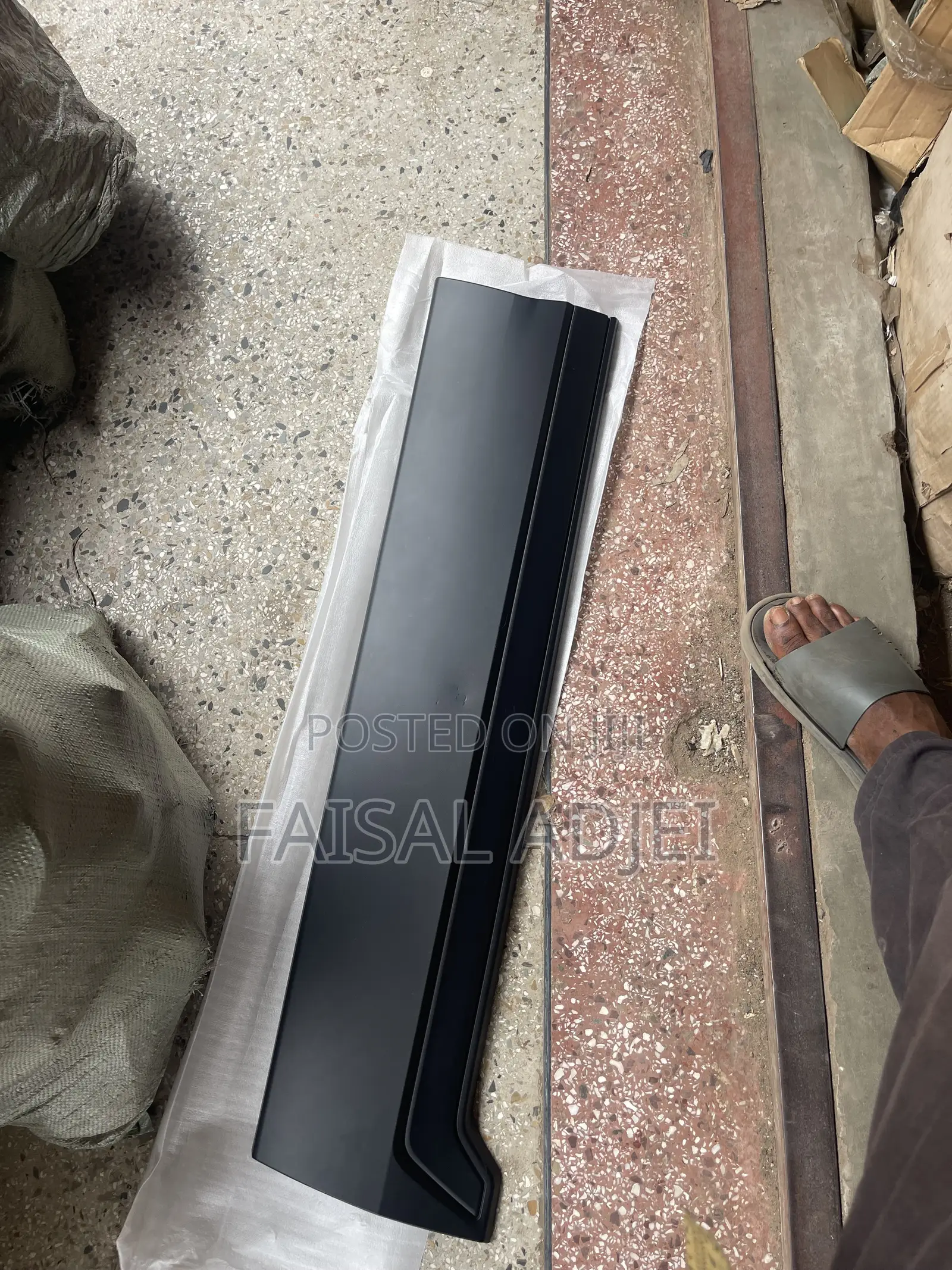 CR-v 17 Door Moulding