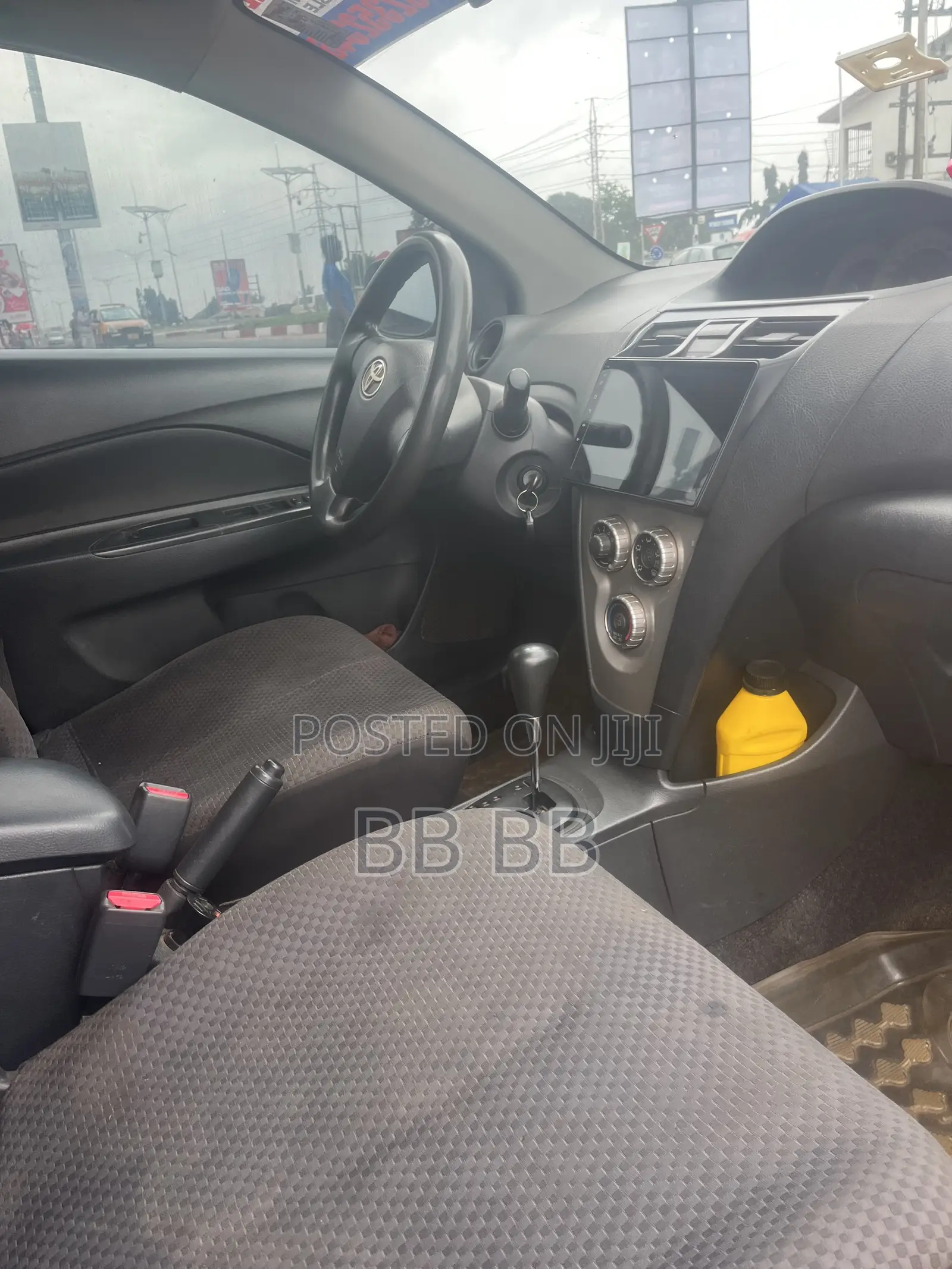 Toyota Yaris 2009 Yellow