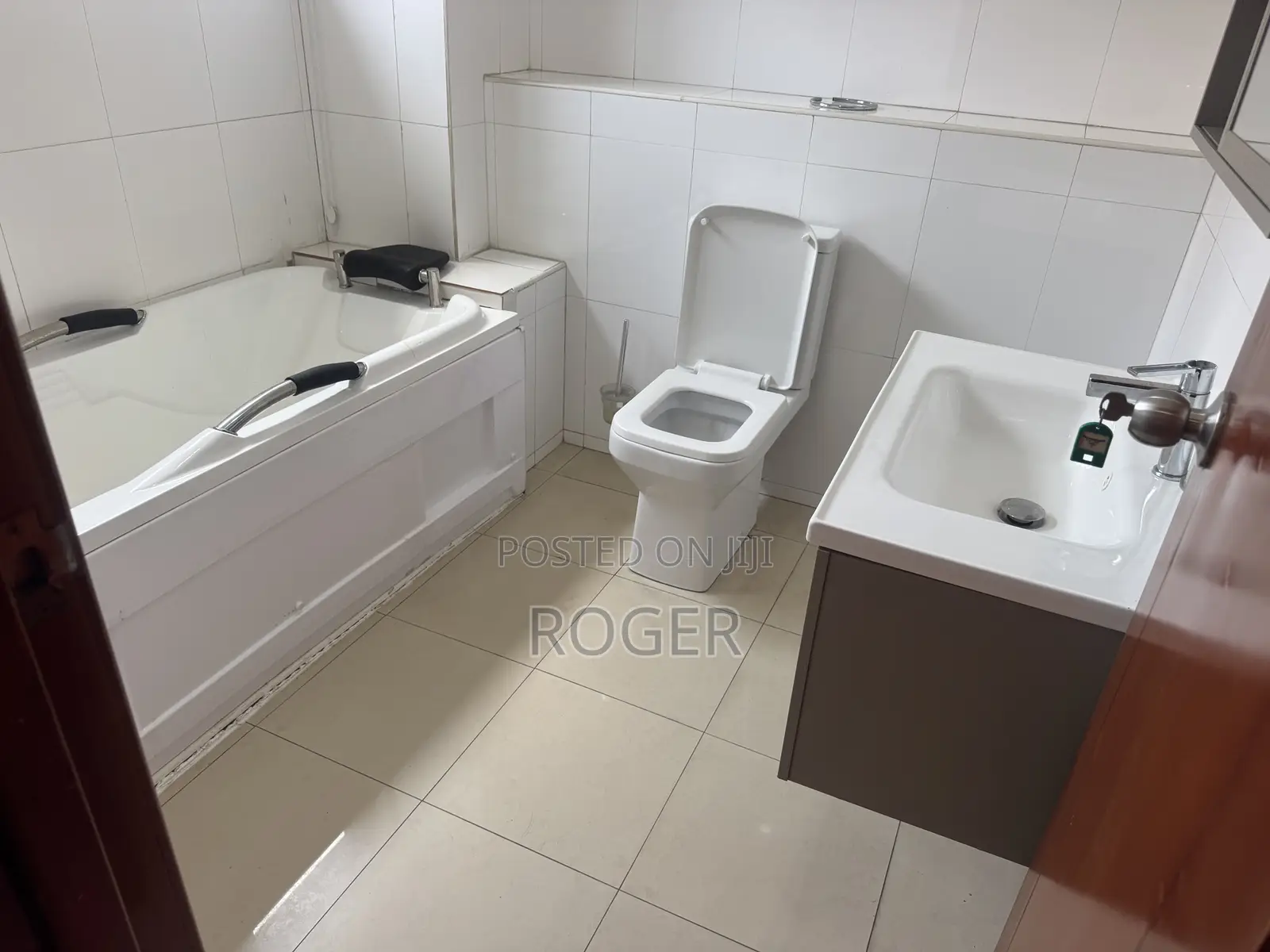 Furnished 3bdrm Townhouse / Terrace in East Legon for rent