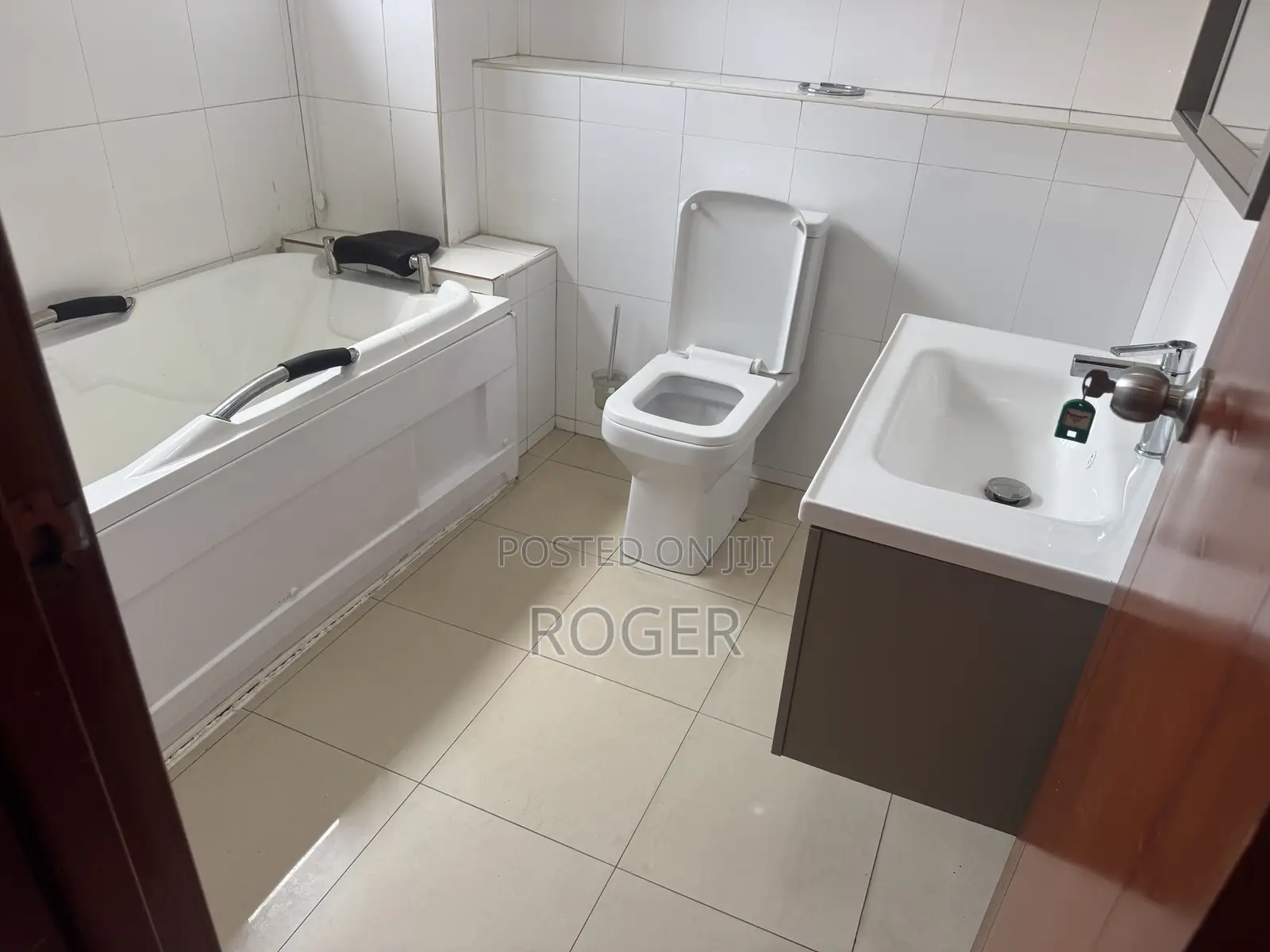 Furnished 3bdrm Townhouse / Terrace in East Legon for rent