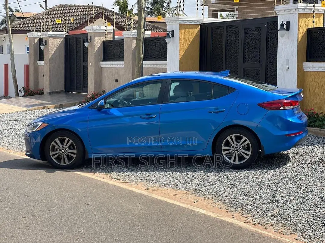Hyundai Elantra SE Sedan FWD (2.0L 4cyl 6M) 2017 Blue