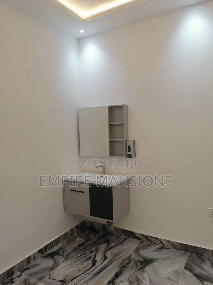 2bdrm Apartment in New Bortianor, West Hills Mall Area for rent