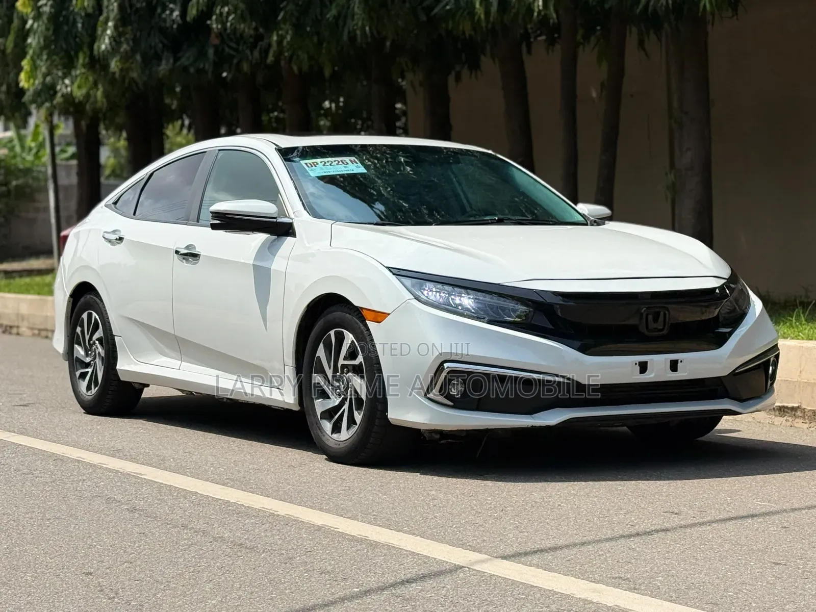 Honda Civic Touring Sedan 2020 White