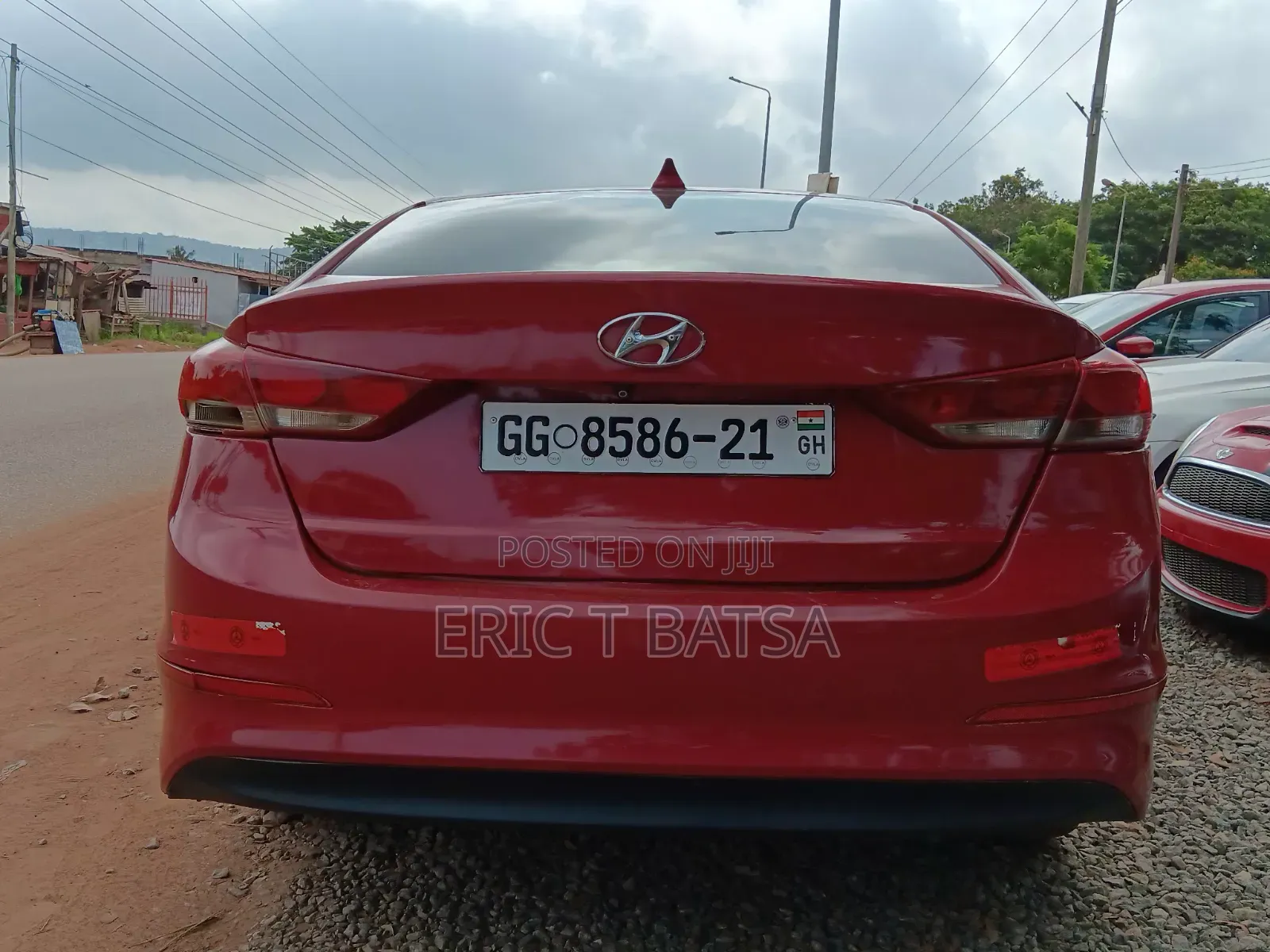 Hyundai Elantra Value Edition Sedan FWD (2.0L 4cyl 6A) 2017 Red