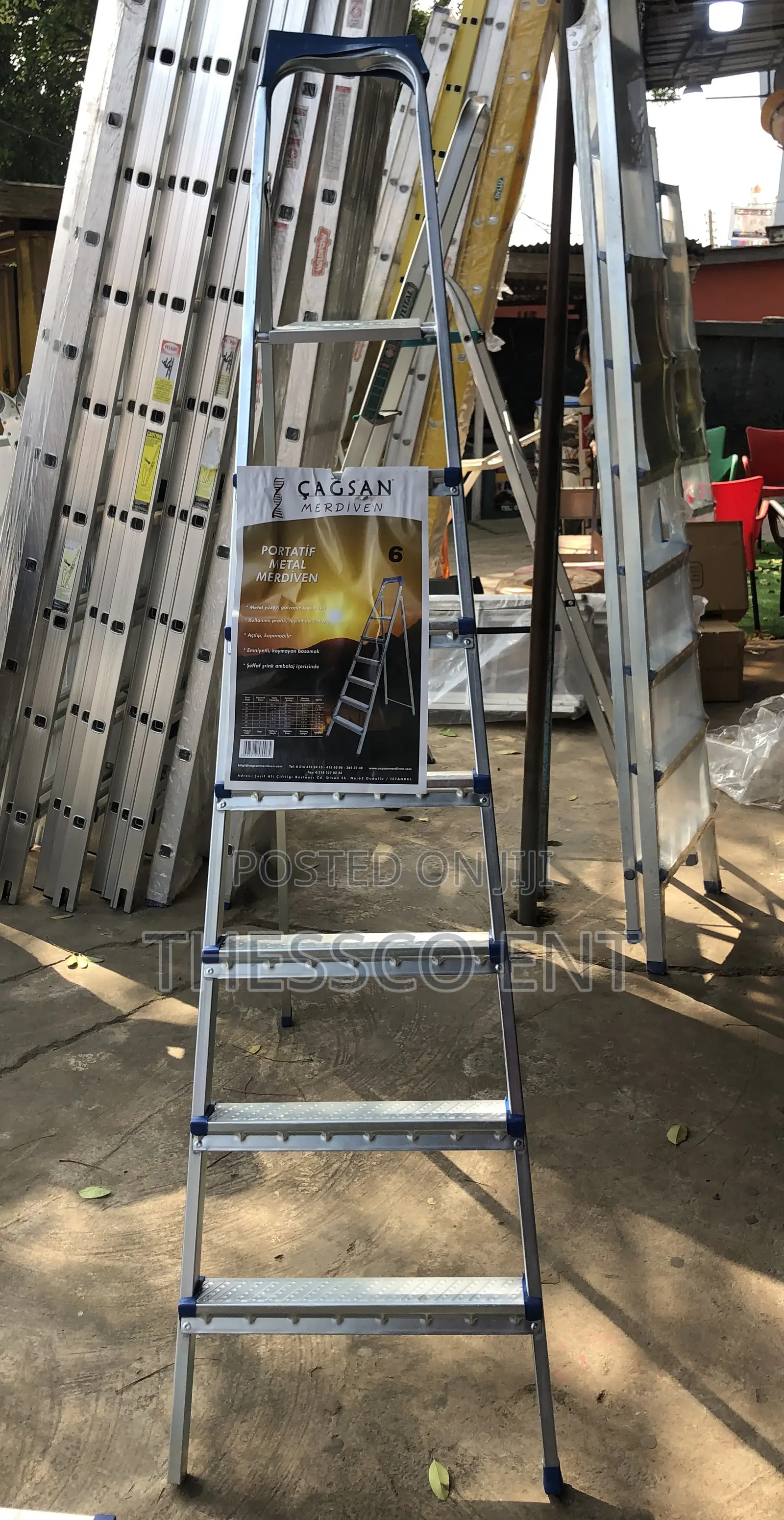 Steel Ladder 6+1 Steps