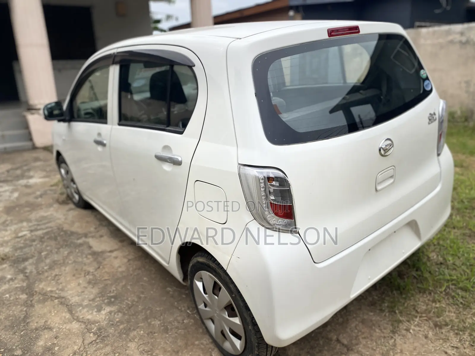 Daihatsu Mira 2016 White
