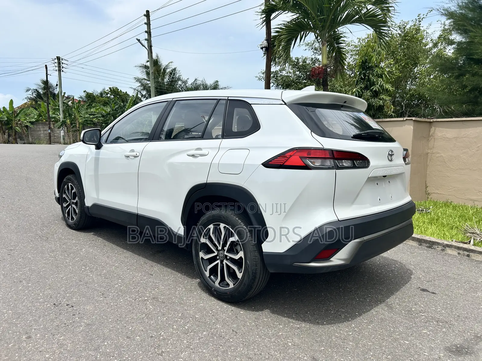 Toyota Frontlander 2.0 Petrol FWD 2022 White