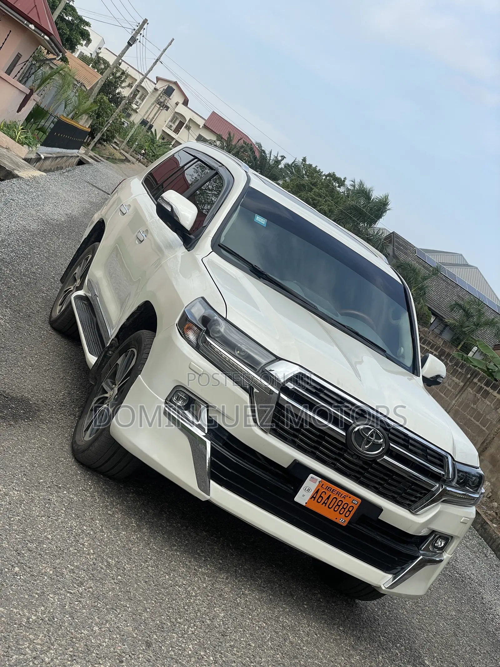 Toyota Land Cruiser 4.5 V8 VXR 2013 White