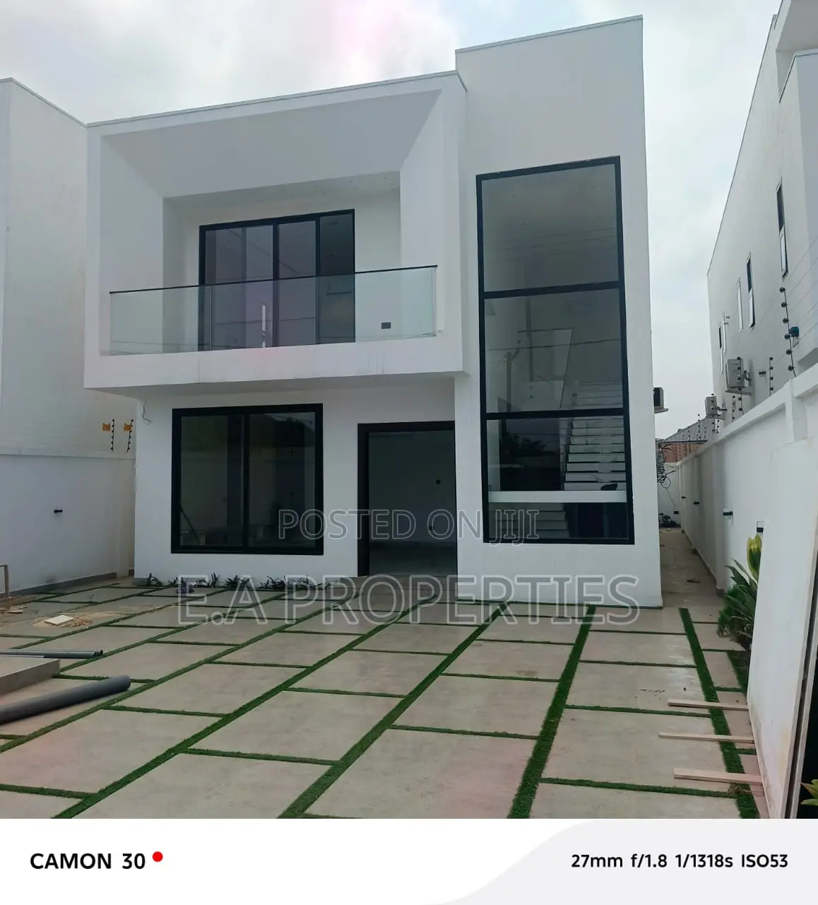 4bdrm House in E A Properties, Lake Side Estate for sale