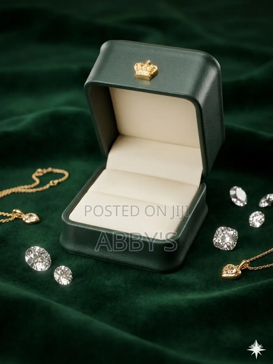The Imperial Emerald Green Ring Box/ Ring Case