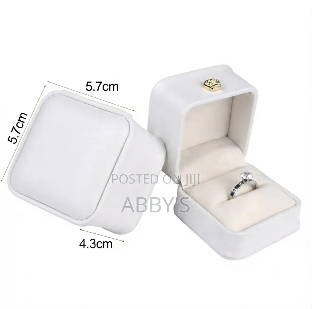 Royal Ivory White Ring Box/Ring Case