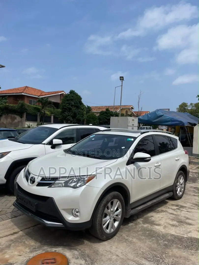 Toyota RAV4 LE 4dr SUV AWD (2.5L 4cyl 6A) 2015 White