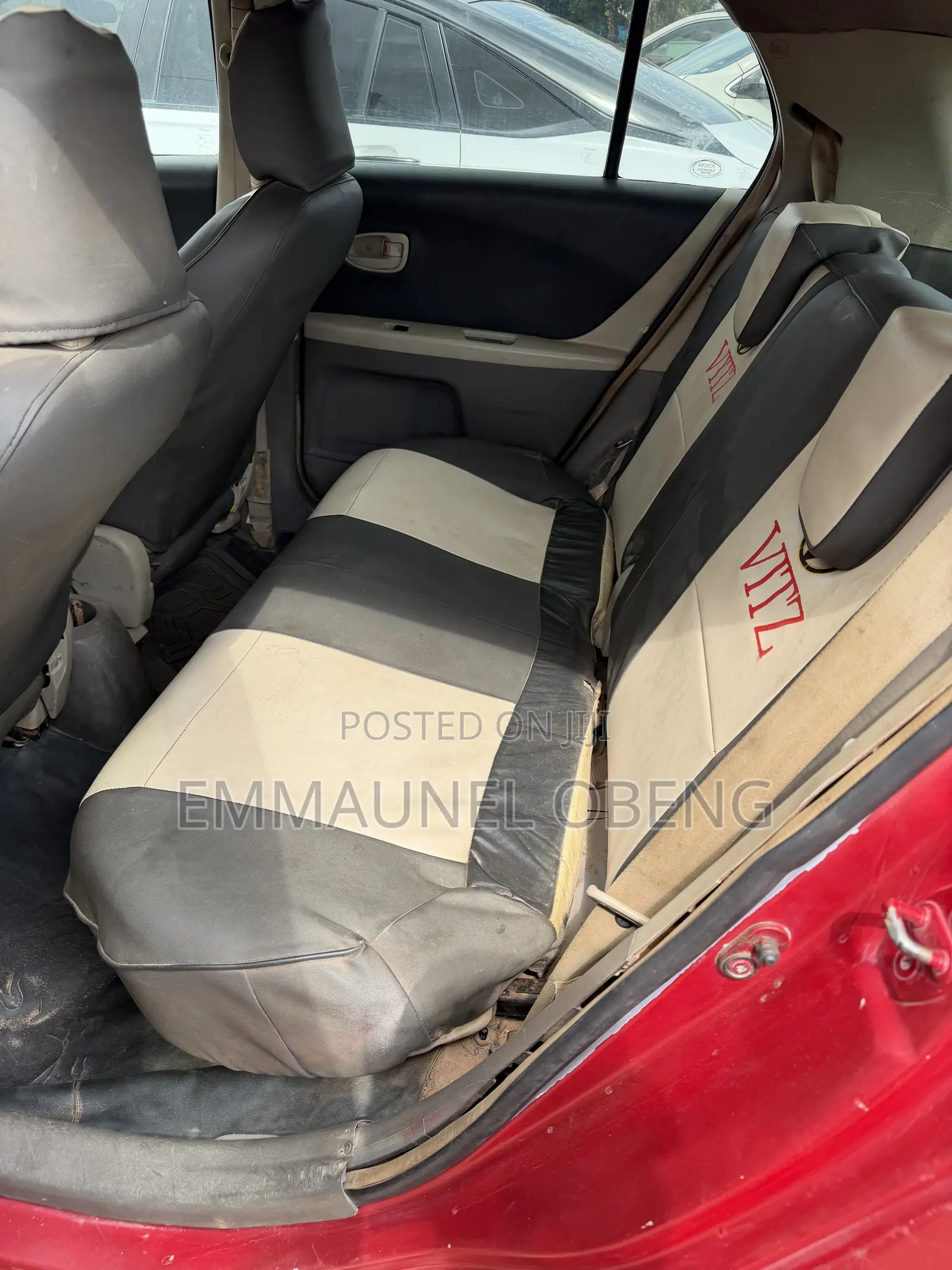 Toyota Vitz 2010 Red