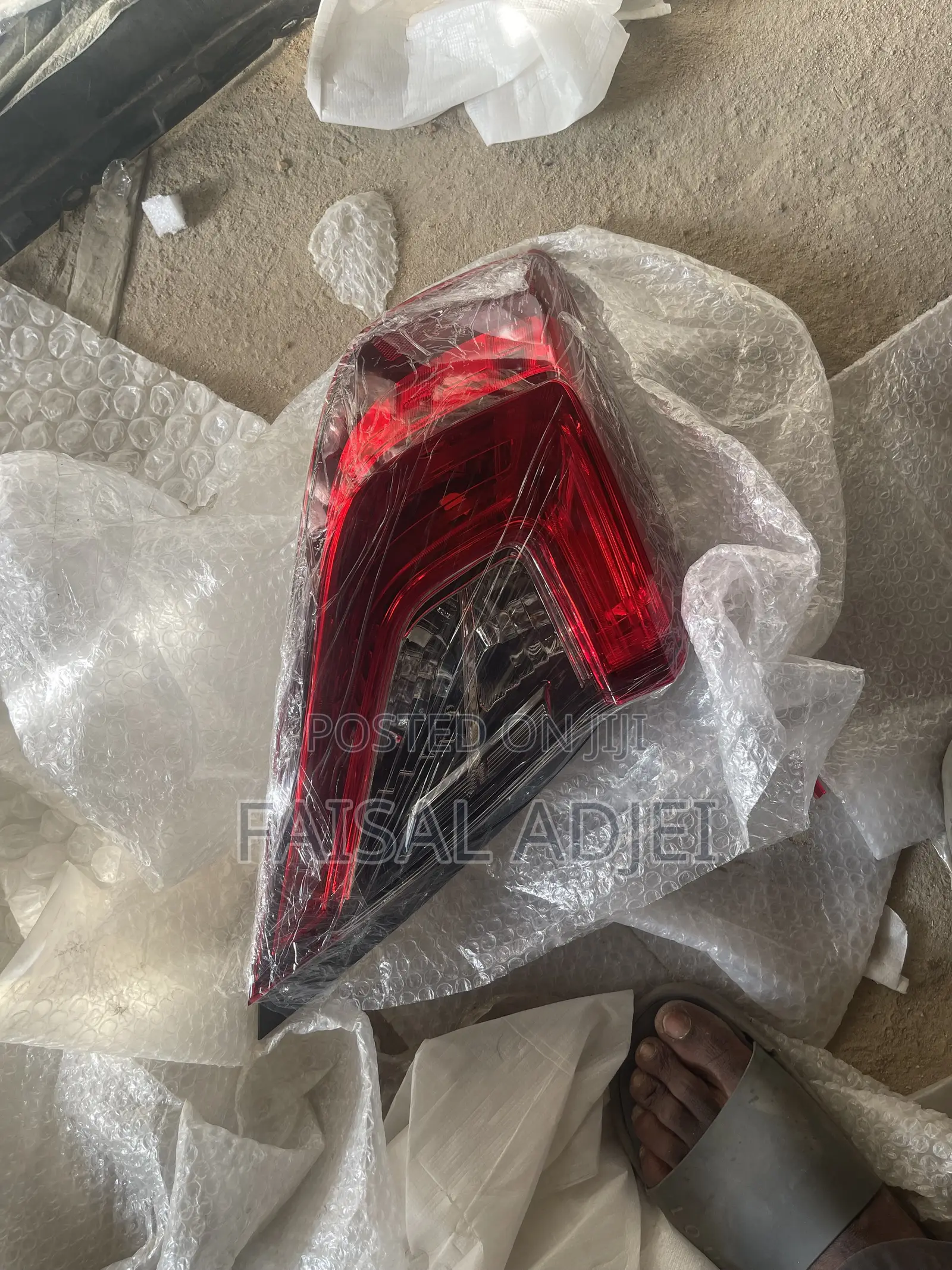 Honda Civic 16 Tail Light