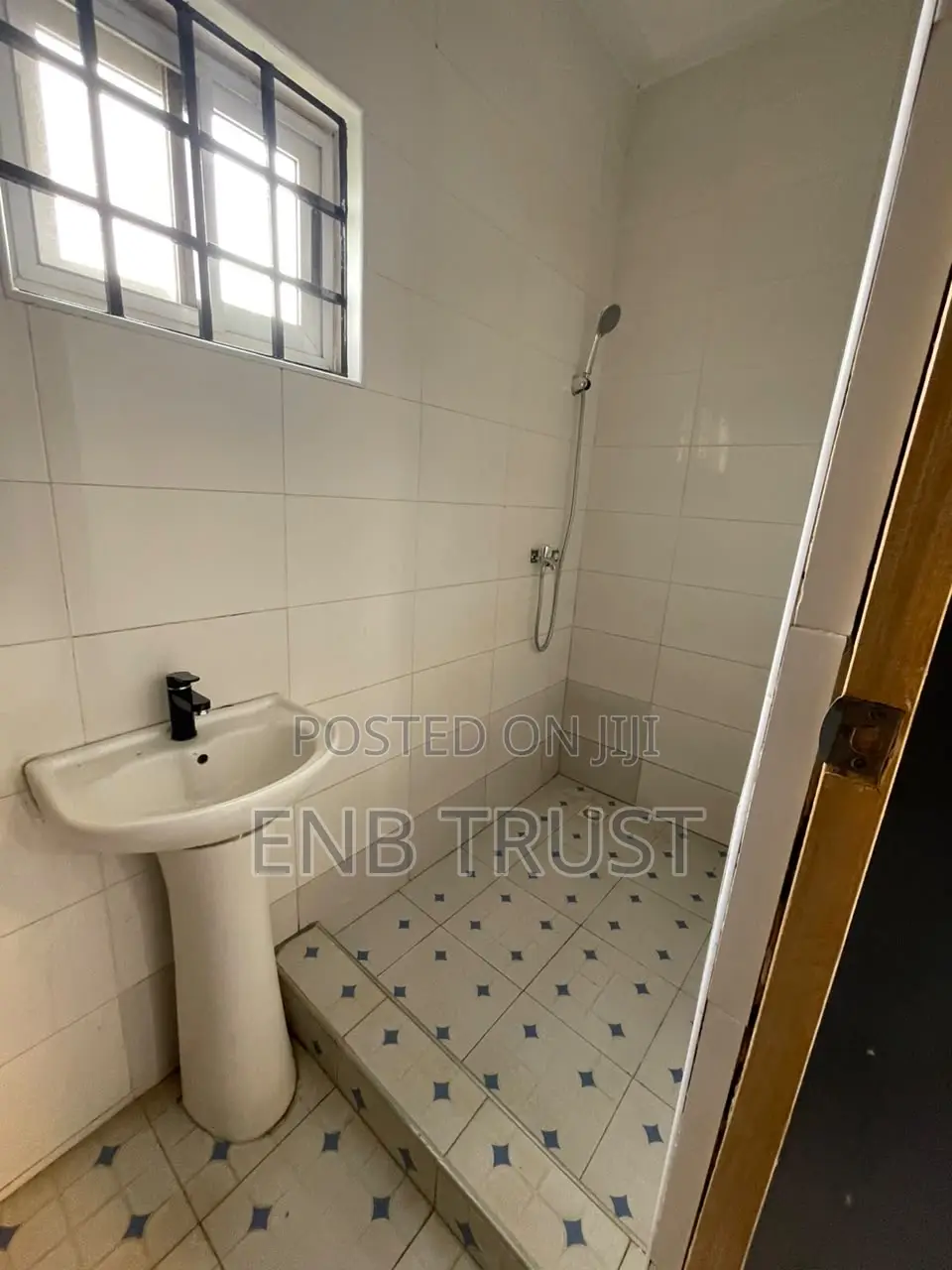 1bdrm Apartment in Pantan, Barrier for rent