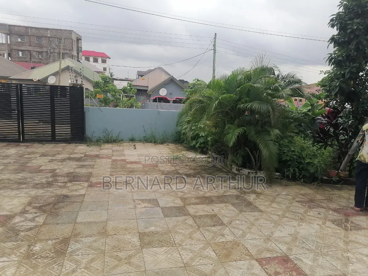 6bdrm Duplex in Bernard Agency, Pokuase for rent