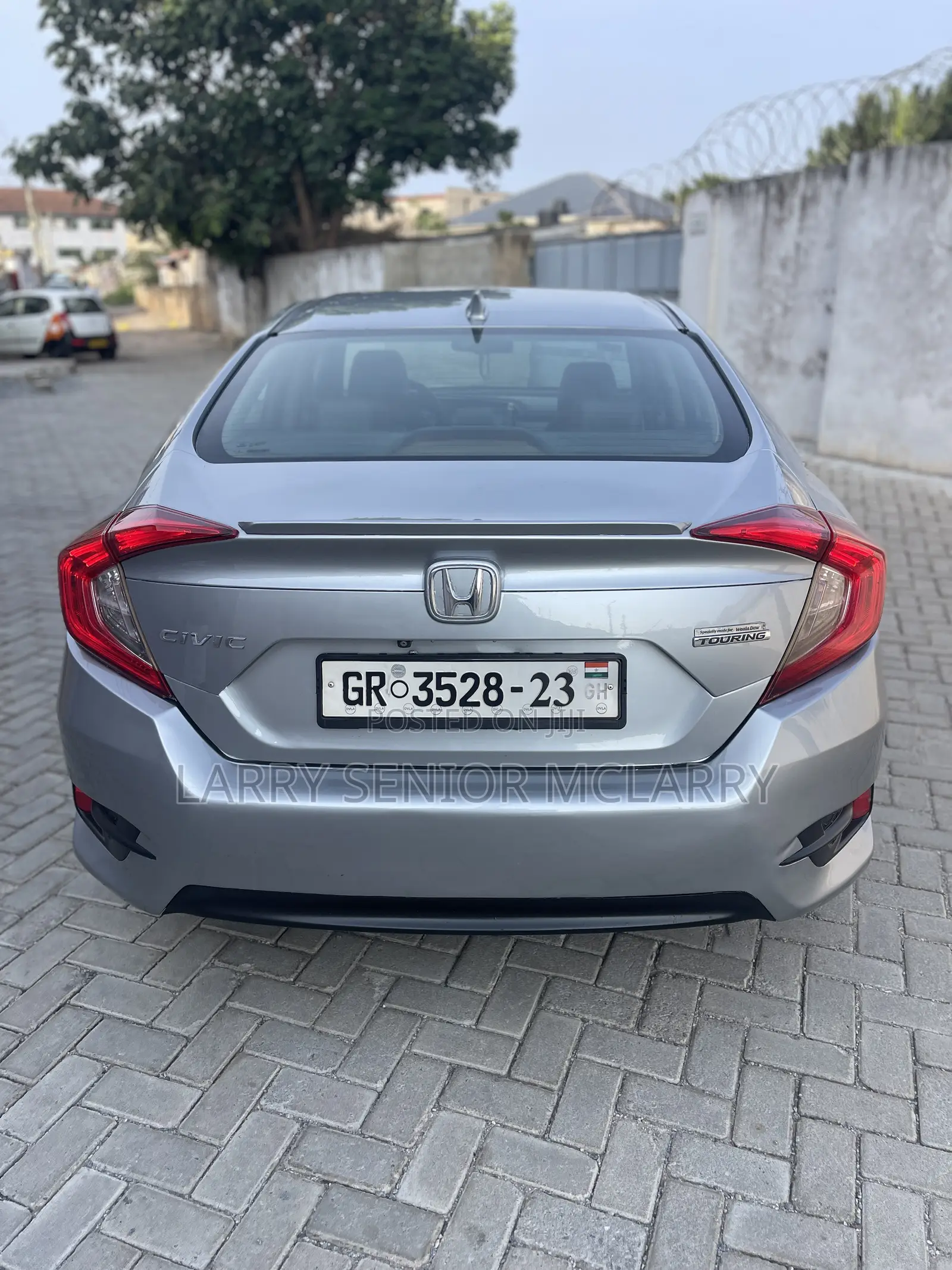 Honda Civic EX-L 4dr Sedan (1.5L 4cyl) 2017 Silver