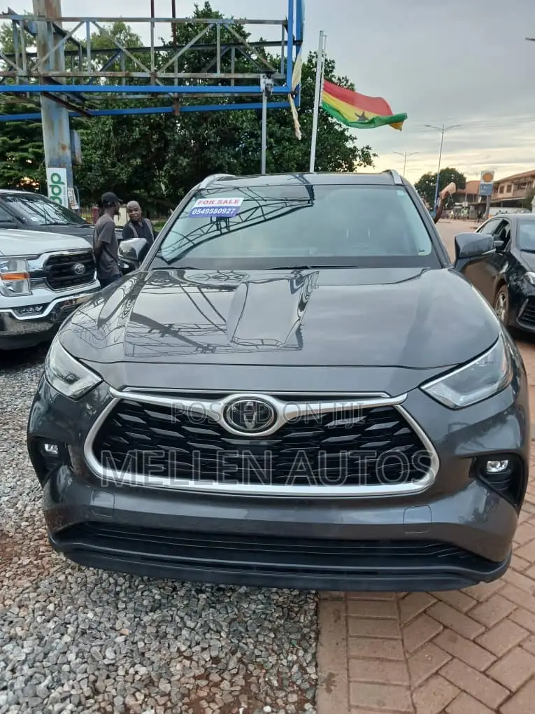 Toyota Highlander XLE 2021