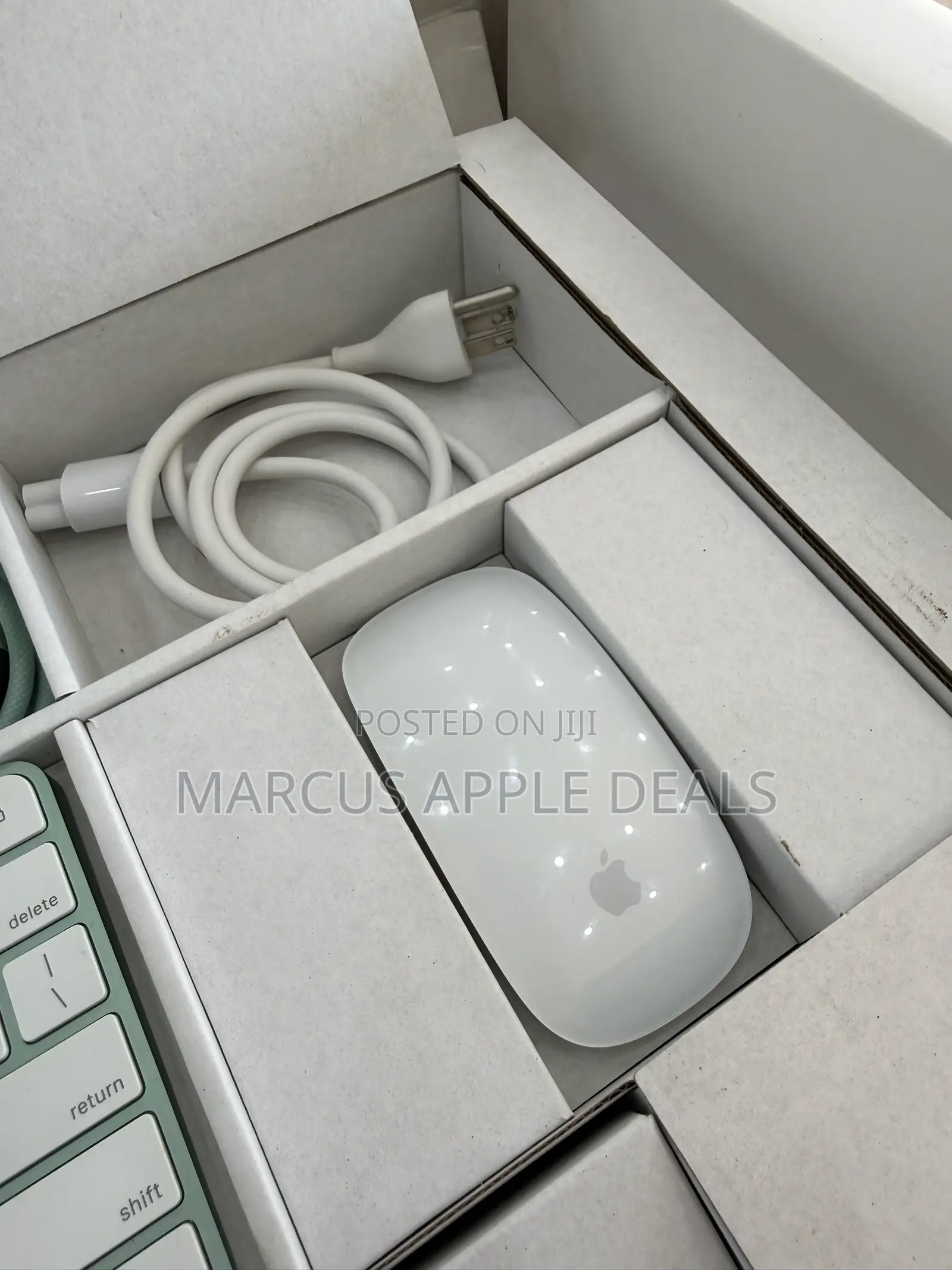 New Desktop Computer Apple iMac M1 8GB Apple M1 SSD 256GB