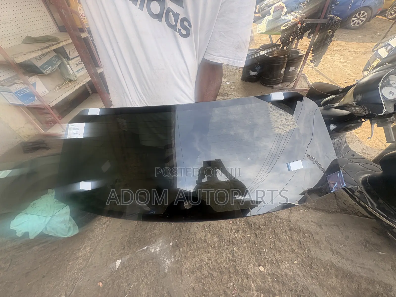 Honda CRV Back Glass 2023 2024 2025 2026