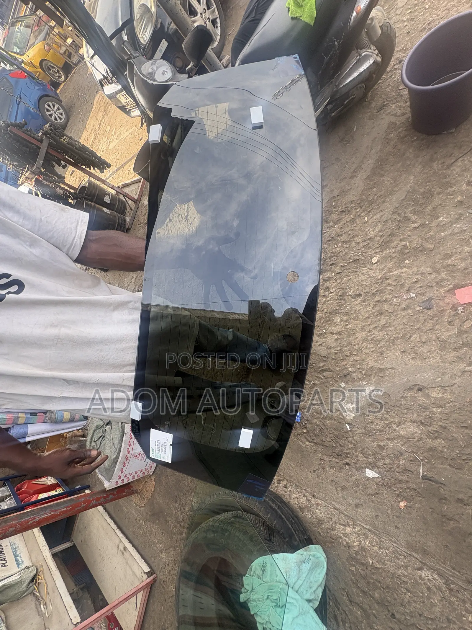 Honda CRV Back Glass 2023 2024 2025 2026