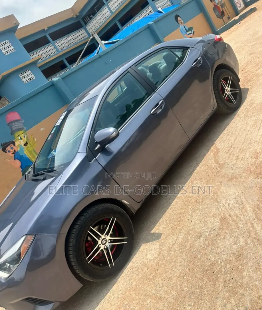 Toyota Corolla LE 4dr Sedan (1.8L 4cyl CVT) 2016 Gray