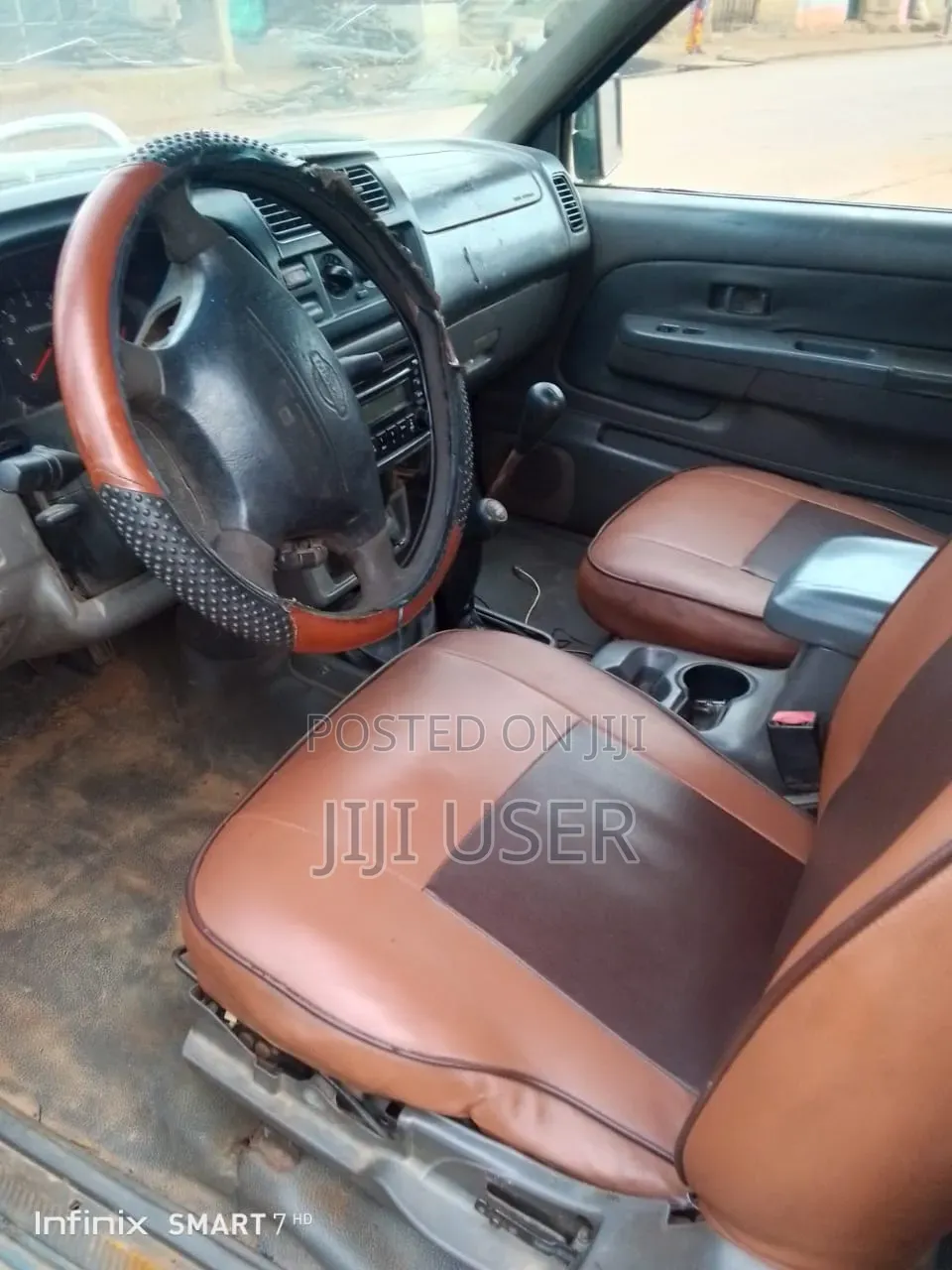 Nissan Hardbody 2007 Beige