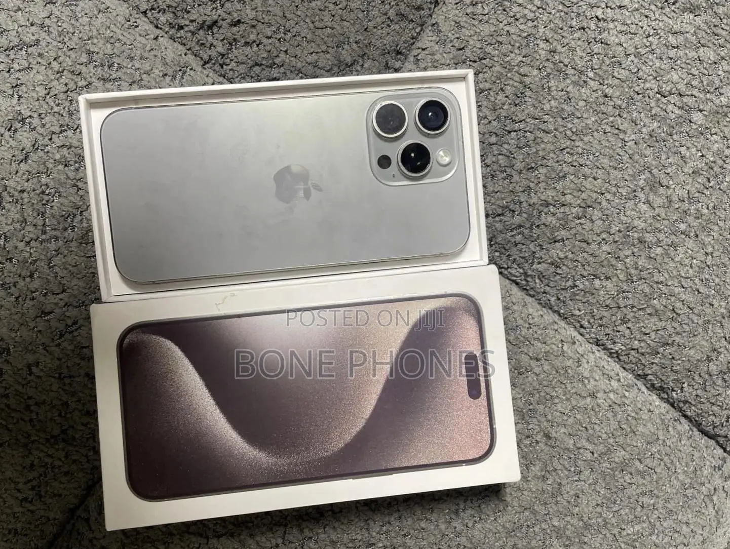 Apple iPhone 15 Pro Max 256 GB Silver