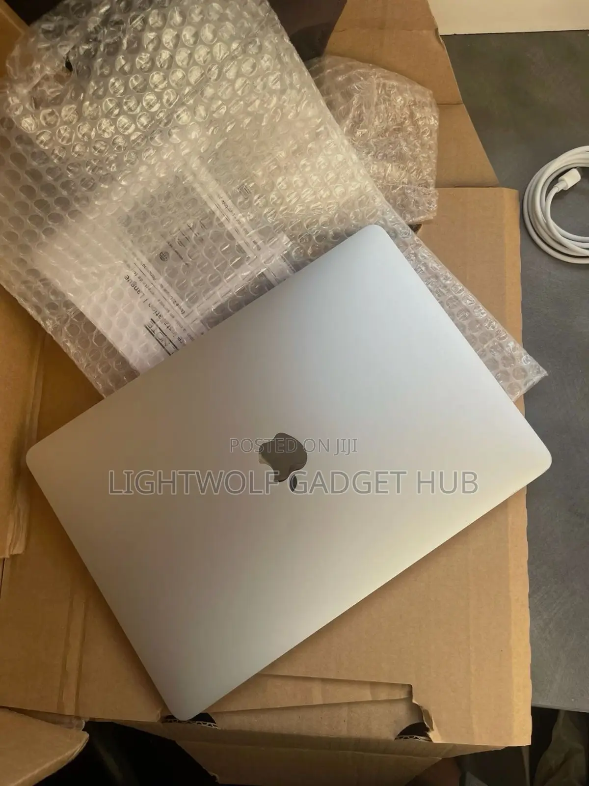 Laptop Apple MacBook Air 2020 M1 8GB Intel SSD 256GB